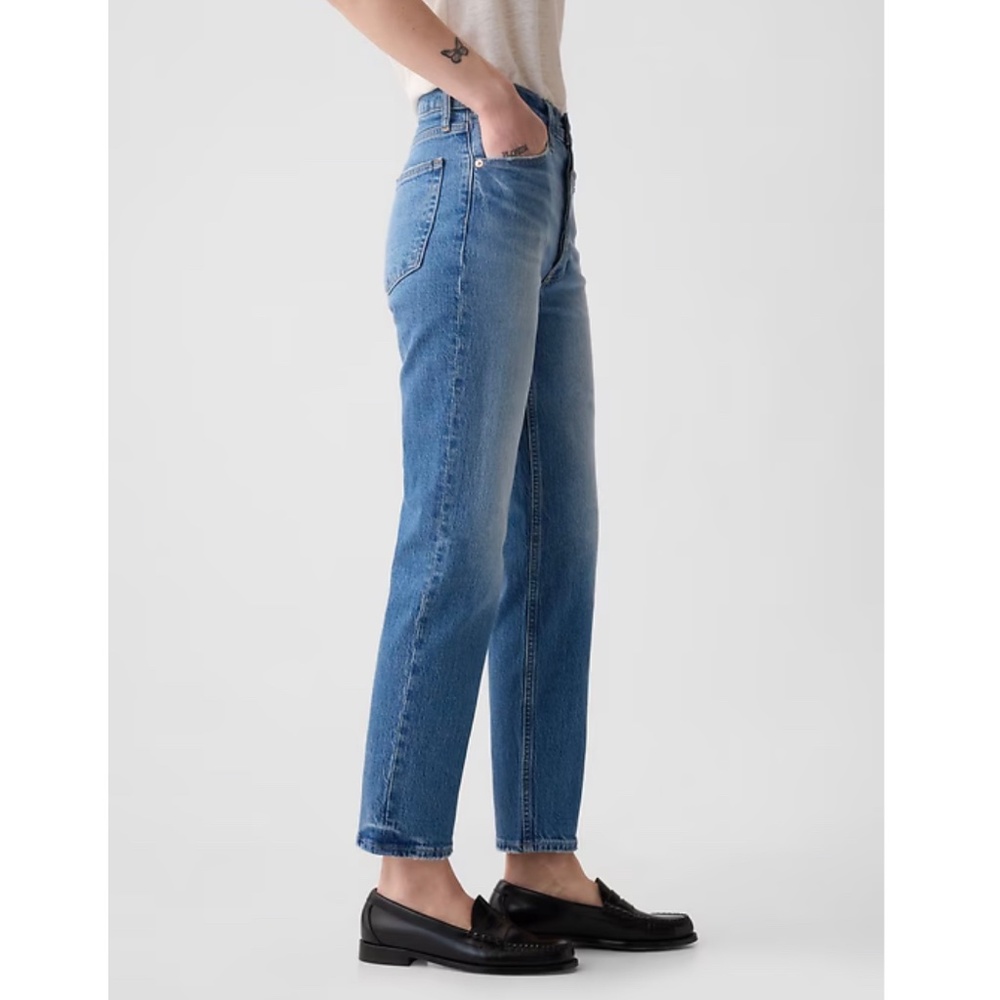 GAP Cheeky Straight Leg High Rise Button Fly Jeans in Medium Wash Size 10S - Picture 3 of 14